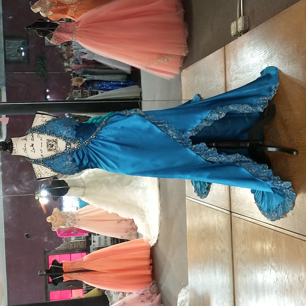 Riva designs prom dress